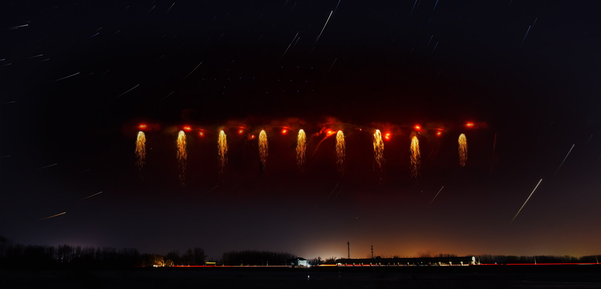 ドローンショーって何 仕組み 事例 おすすめの会社を紹介