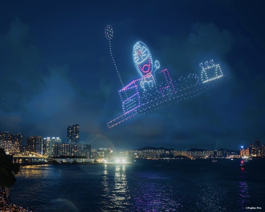 100％ドラえもん＆フレンズ ドローンショー